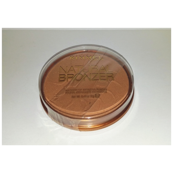 2/$9 or 4/$15 Rimmel London Natural Bronzer - Picture 2 of 3